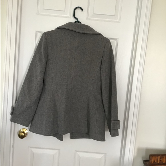 Coat - Picture 8 of 8